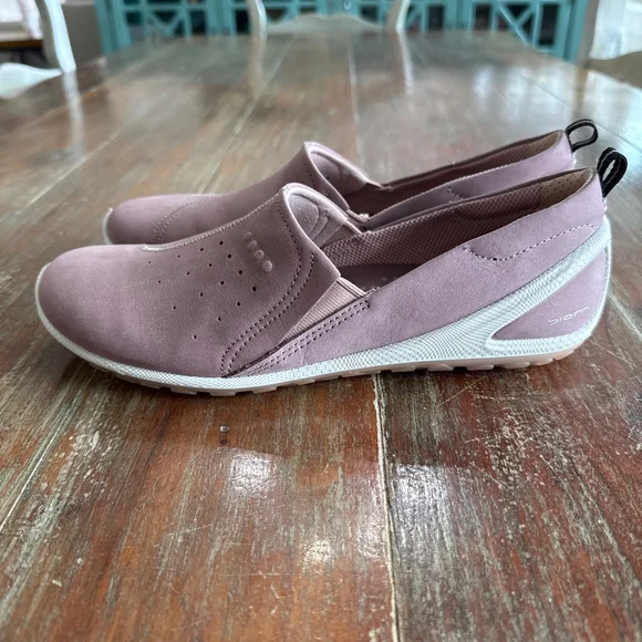 Ecco Biom Light Blush Nubuck Slip-On Flats Comfort Shoe Lightweight 38/7-7.5